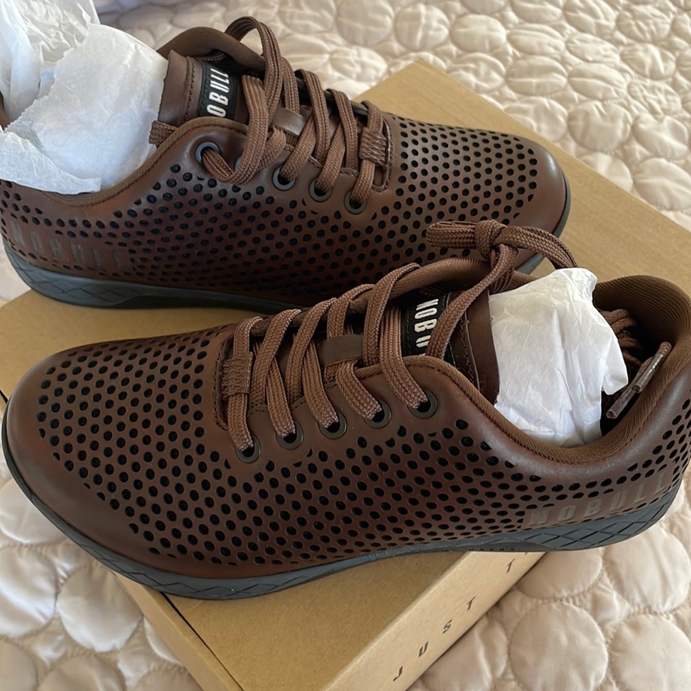 Leather trainer (NoBull)